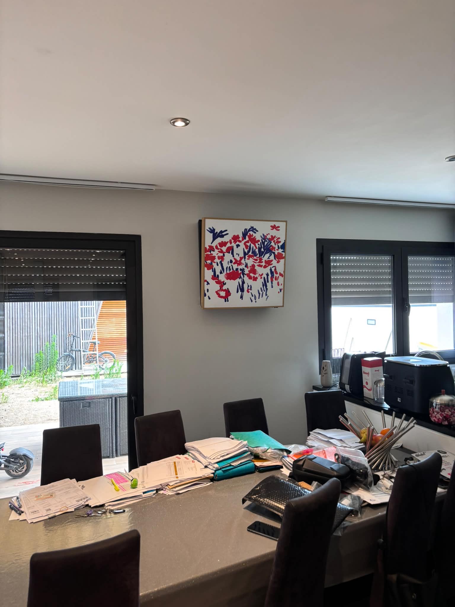 Climatisation LG Gallery integree dans une piece de vie